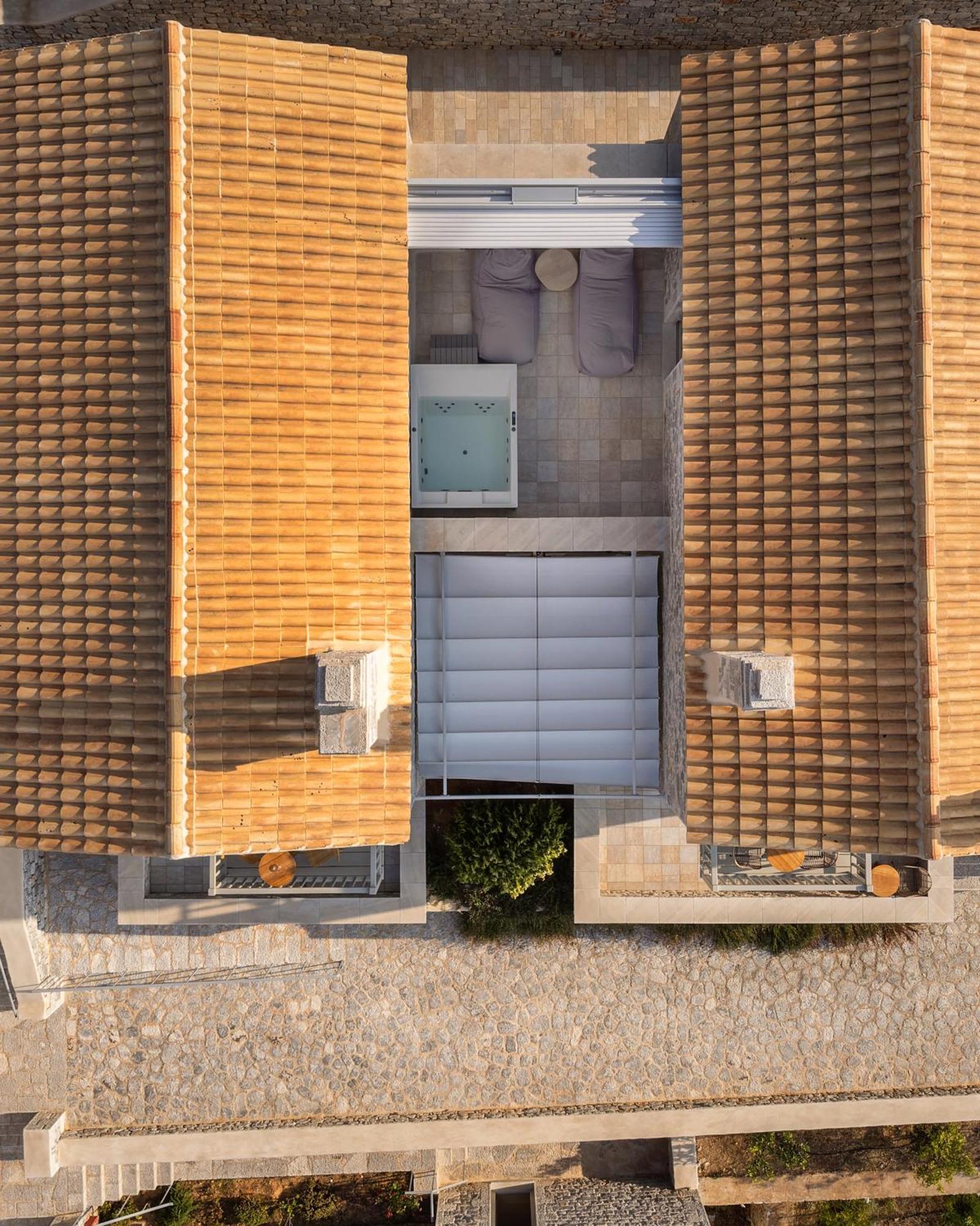Trapela Limeni Luxury Suites Exterior foto