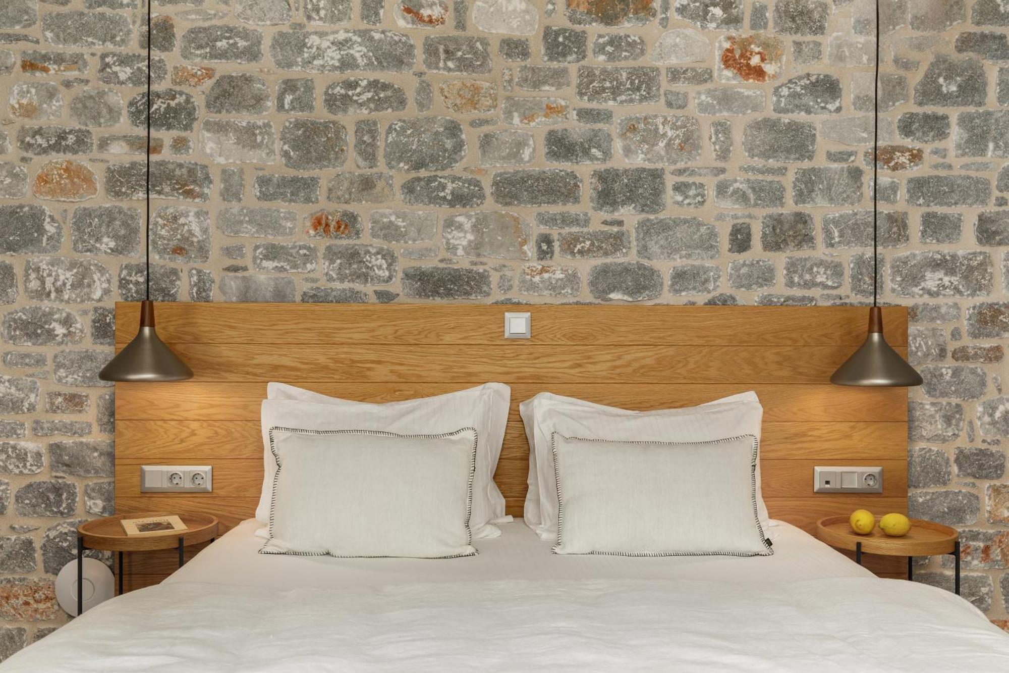 Trapela Limeni Luxury Suites Zimmer foto