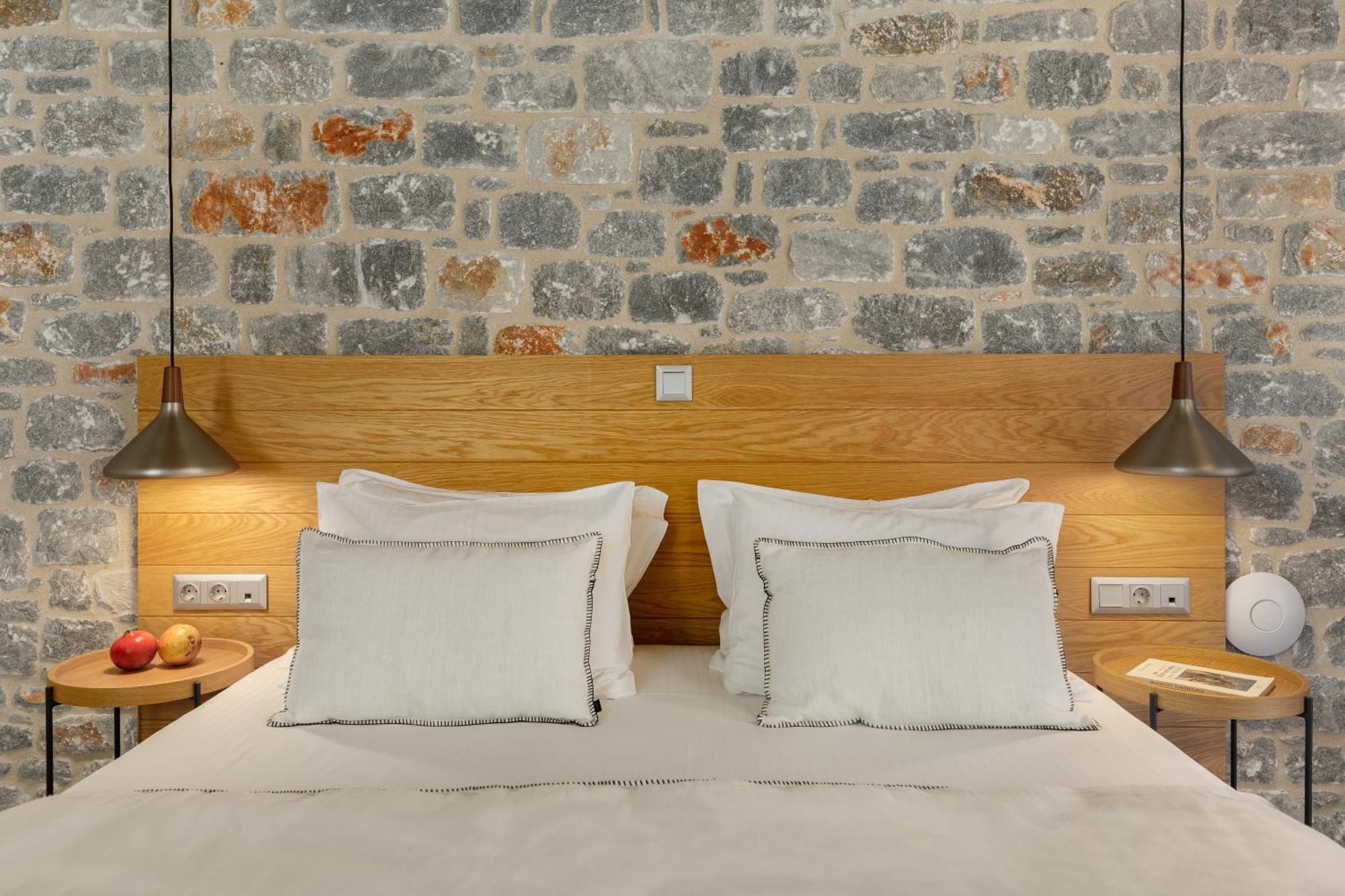 Trapela Limeni Luxury Suites Zimmer foto